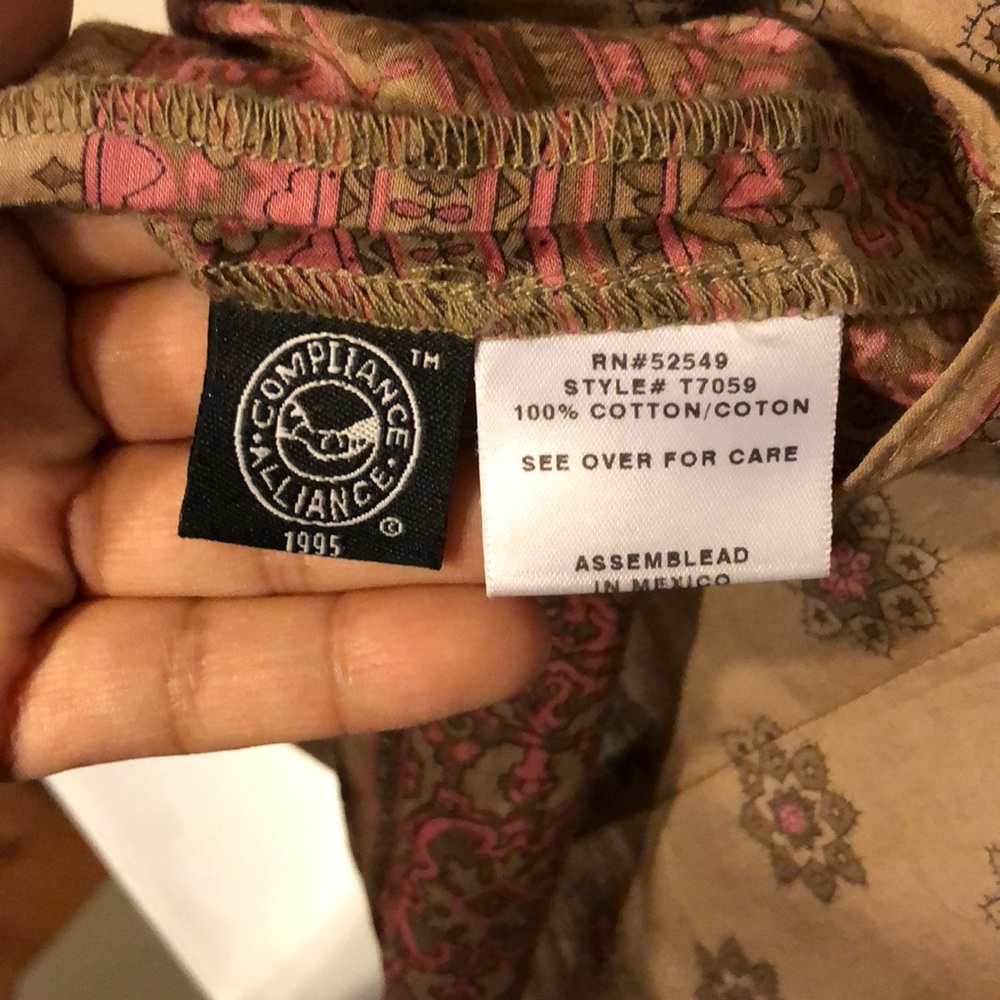 Laundry brown and pink camisole top. - Picture 6 of 7